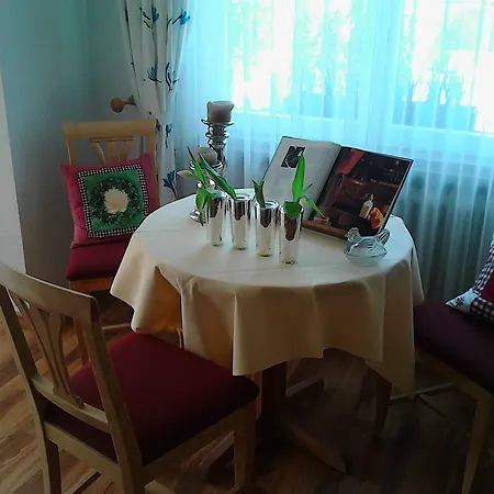 ゲストハウス Landpension Haus Ruth グロッタータール